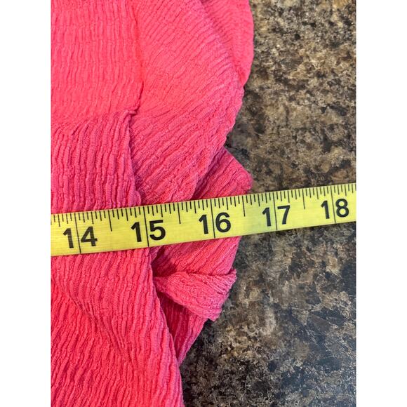 Lush NEW Pink V Neck Peplum Hem Cap Sleeve Shirt Small - Picture 4 of 6